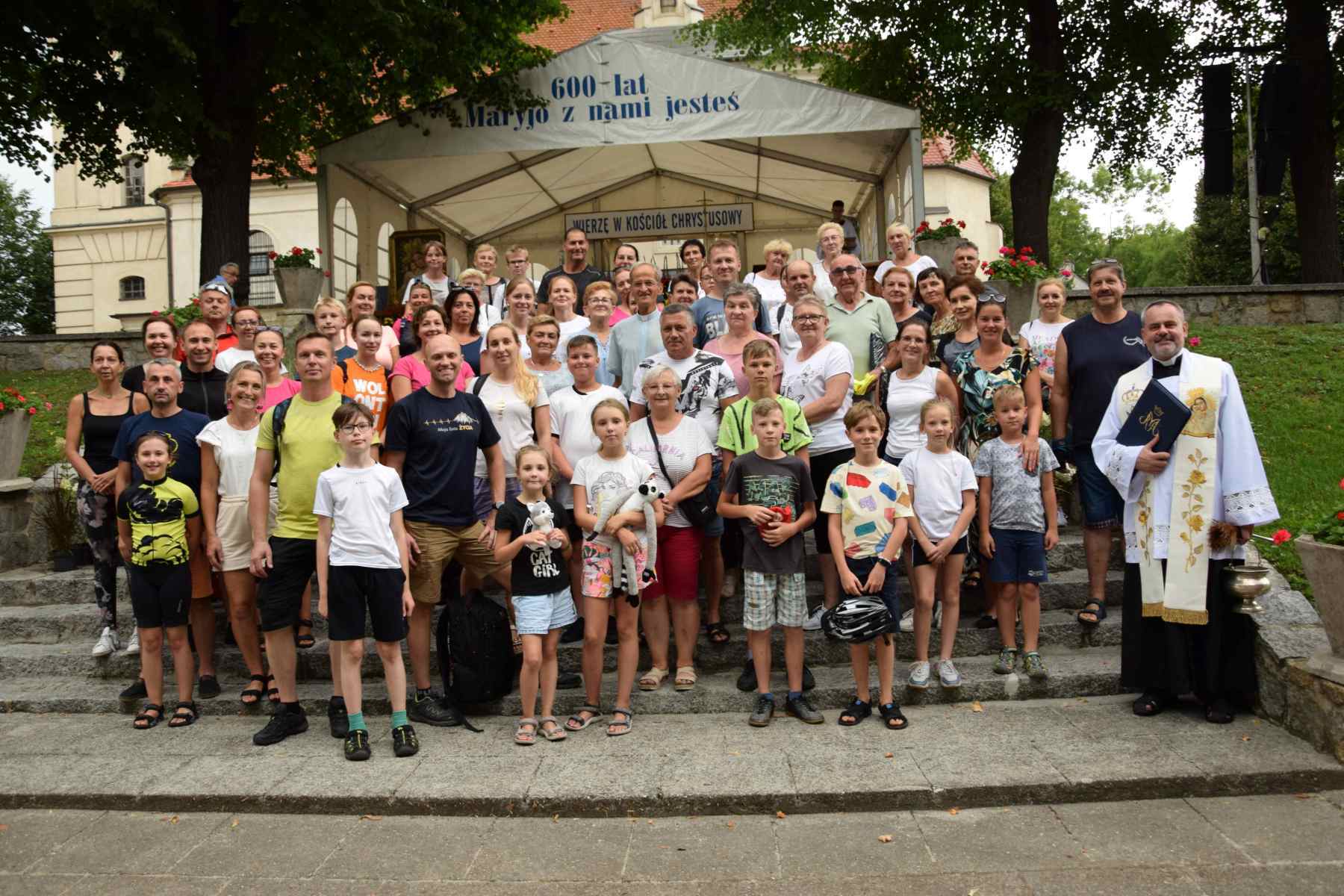 Zdjęcie grupowe uczestników wydarzenia&nbsp;