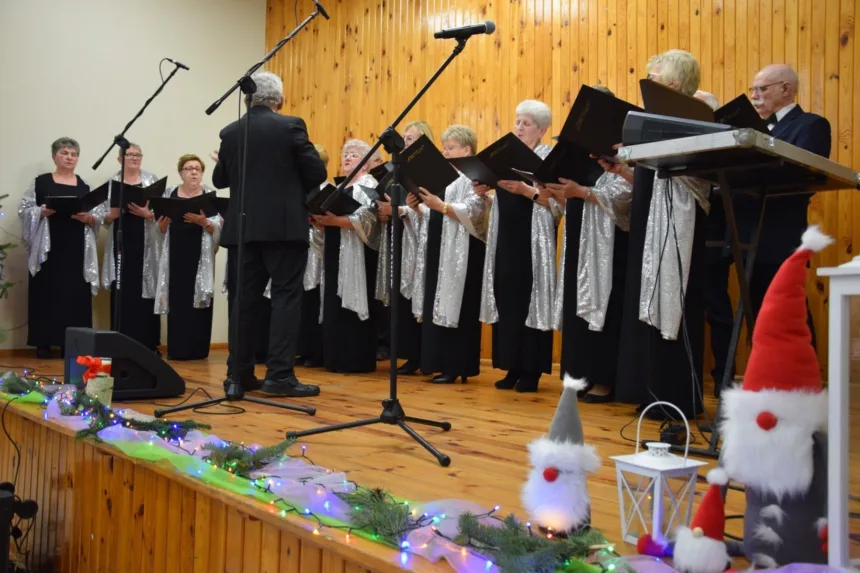 Na scenie Chór Cecylia podczas występu