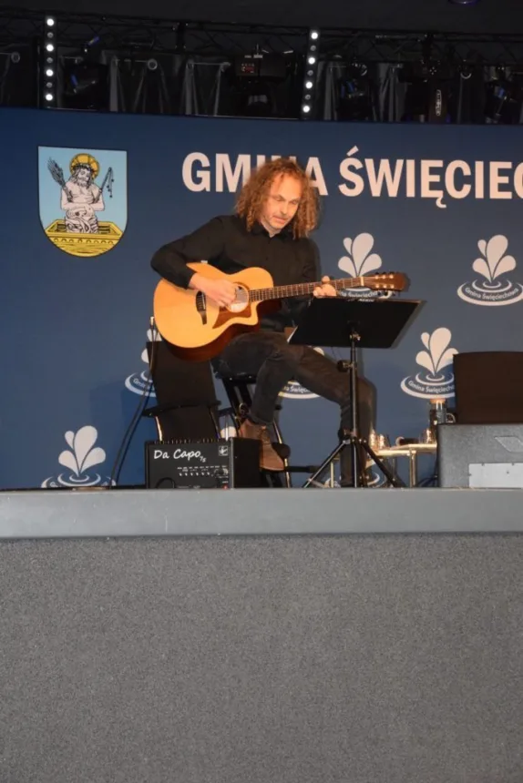 Zdjęcie gitarzysty