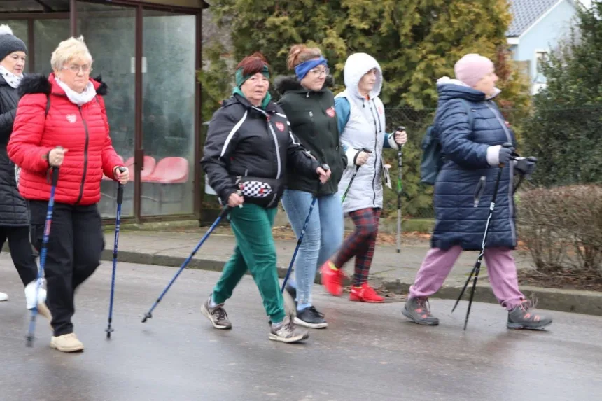 Ujęcie podczas marszu Nordic Walking